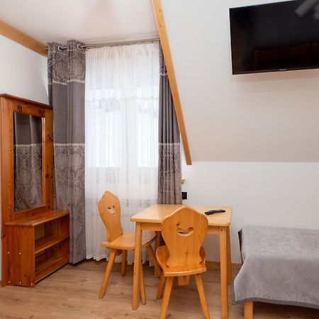 Tarasowka Hotel Ciche Małe Екстериор снимка