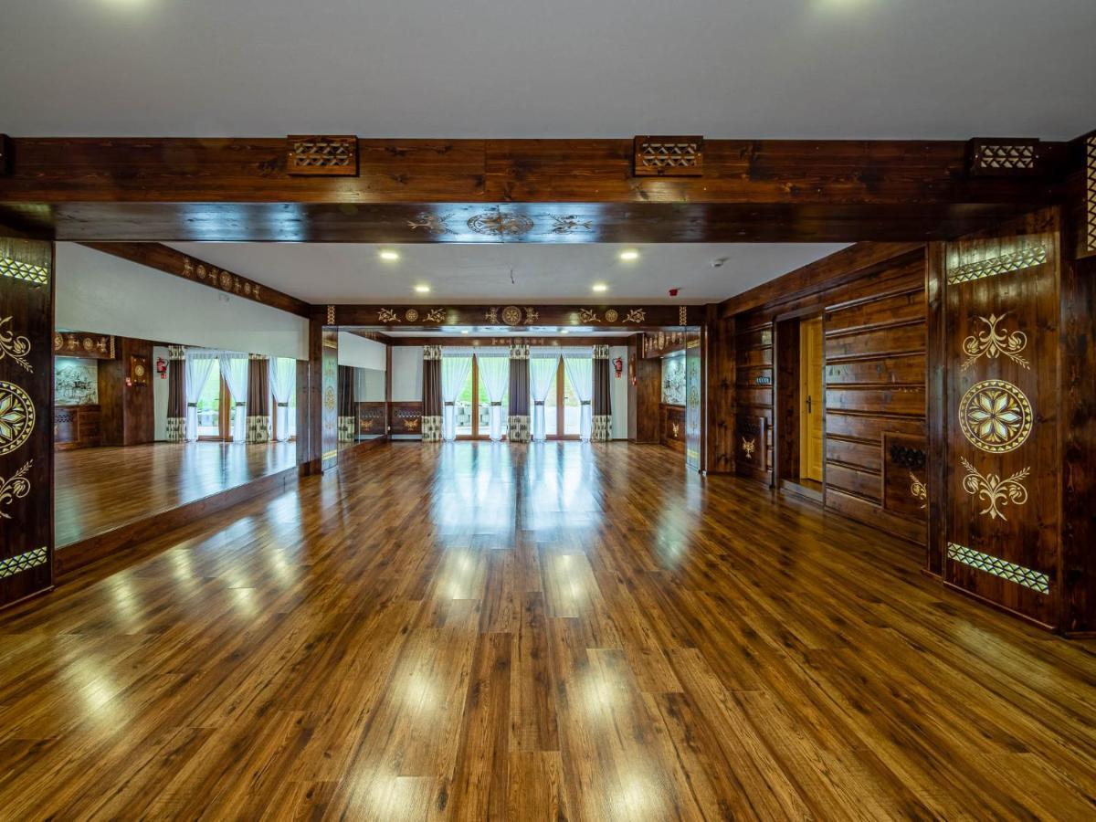 Tarasowka Hotel Ciche Małe Екстериор снимка