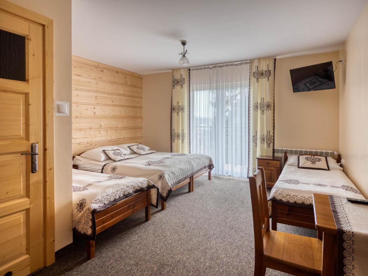 Tarasowka Hotel Ciche Małe Екстериор снимка