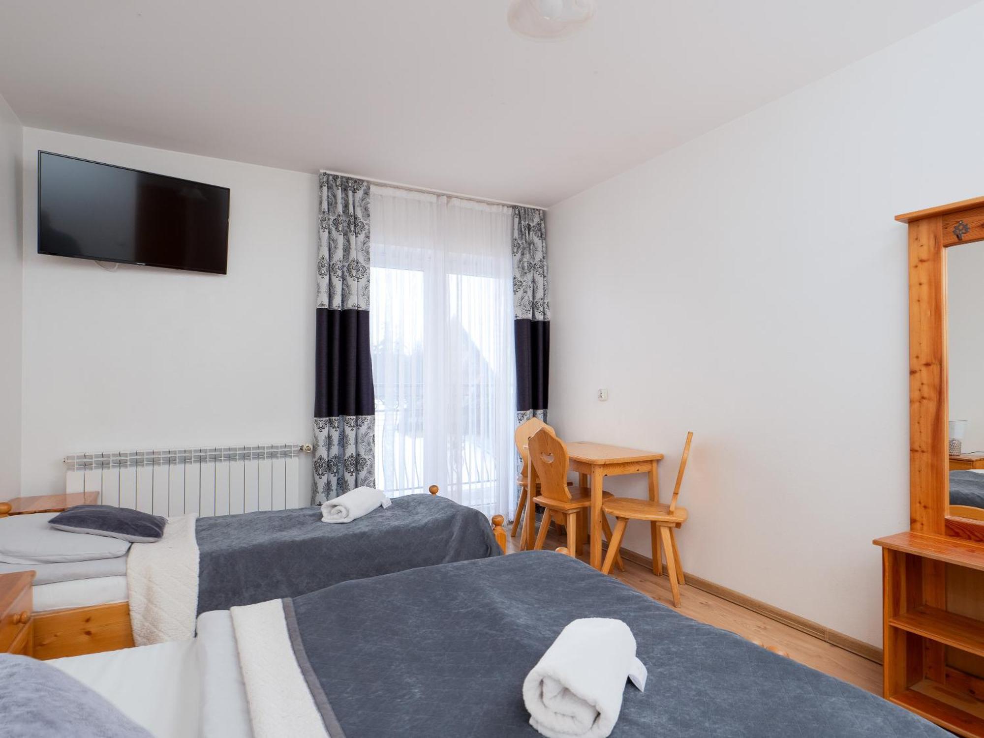 Tarasowka Hotel Ciche Małe Екстериор снимка