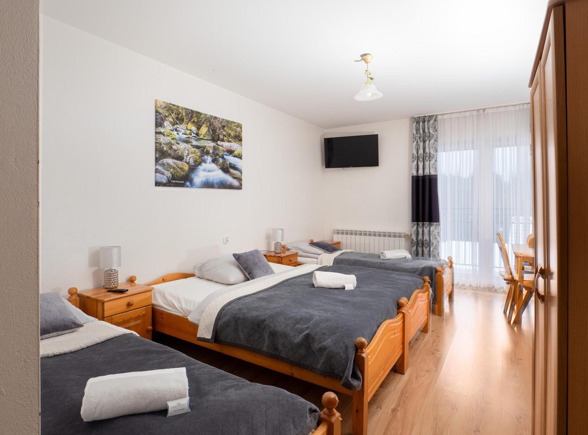 Tarasowka Hotel Ciche Małe Екстериор снимка