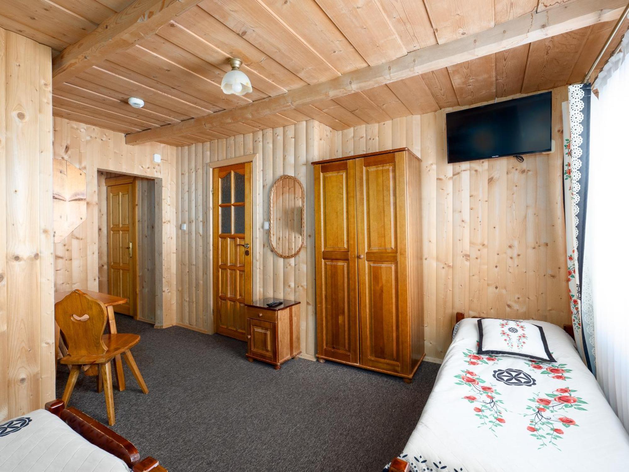 Tarasowka Hotel Ciche Małe Екстериор снимка