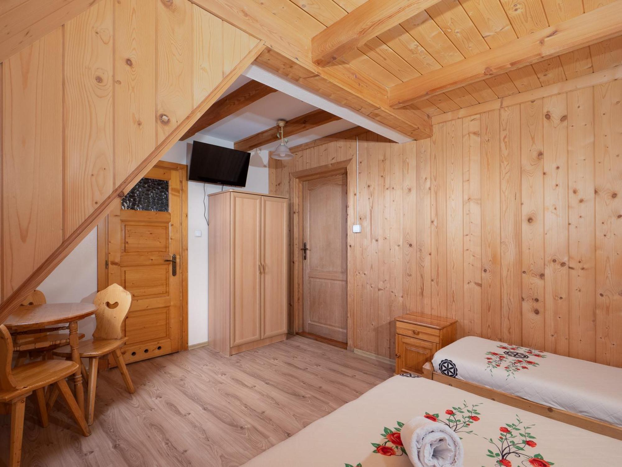 Tarasowka Hotel Ciche Małe Екстериор снимка
