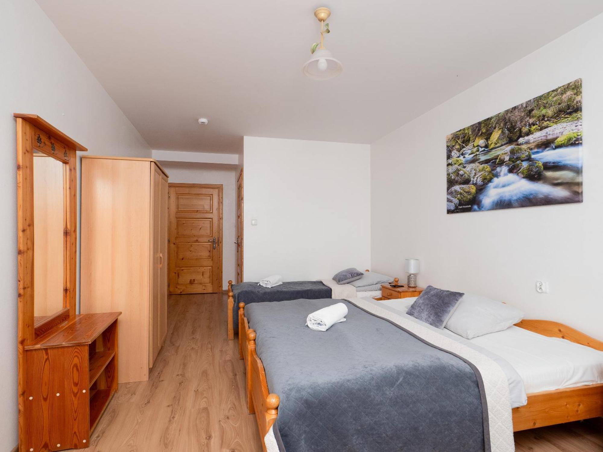 Tarasowka Hotel Ciche Małe Екстериор снимка
