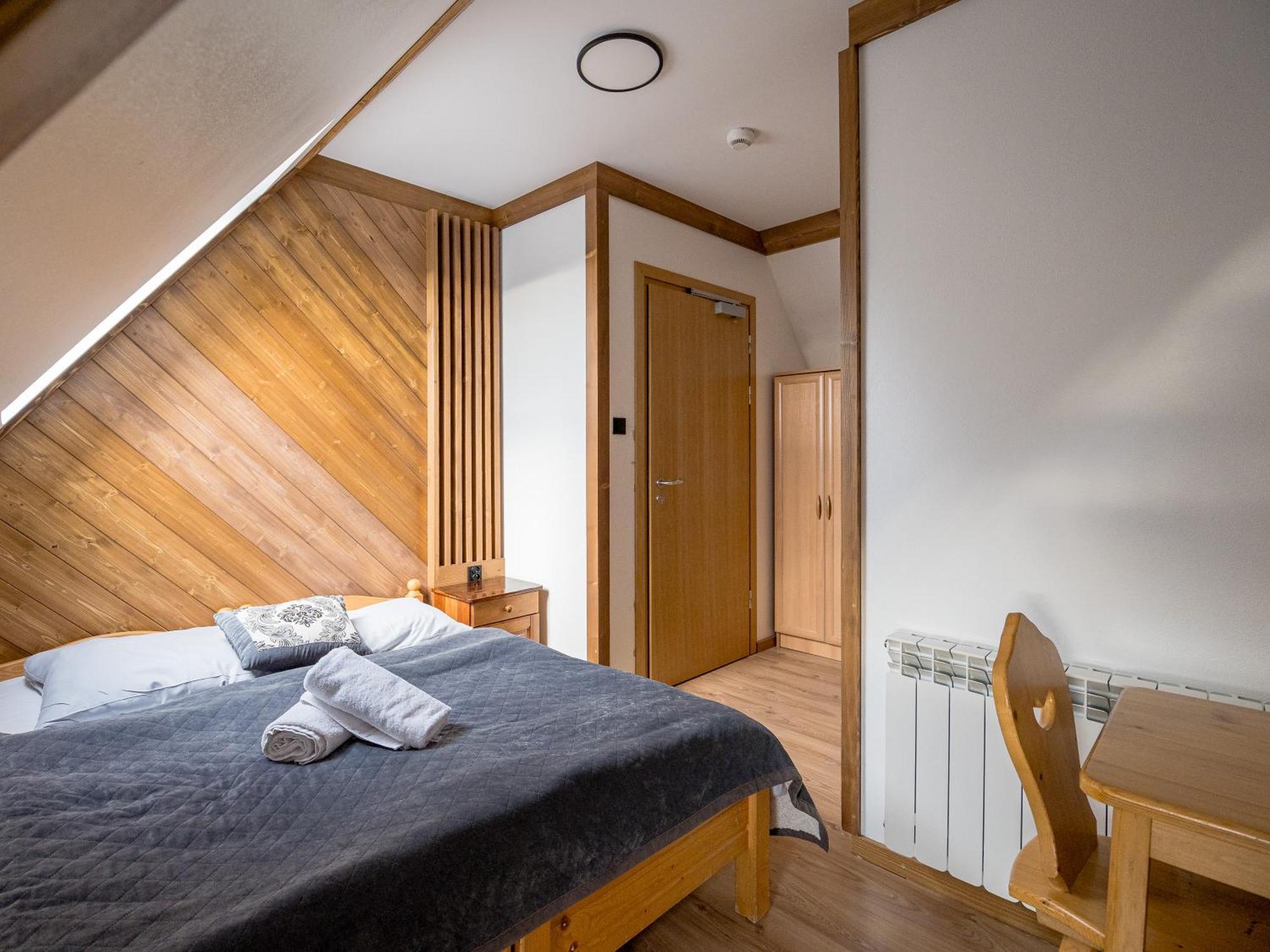 Tarasowka Hotel Ciche Małe Екстериор снимка
