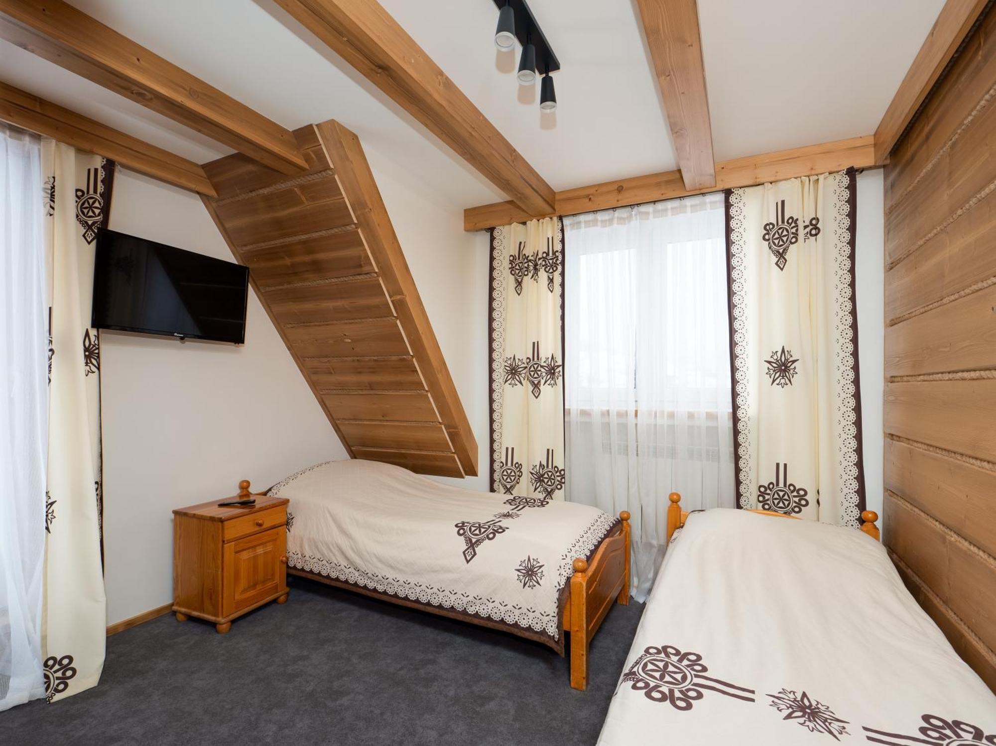 Tarasowka Hotel Ciche Małe Екстериор снимка